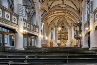 Kirche Dohna Mittelschiff Blick zur Orgel